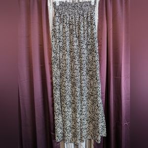 Black/White Shein Women's Dress Pants large